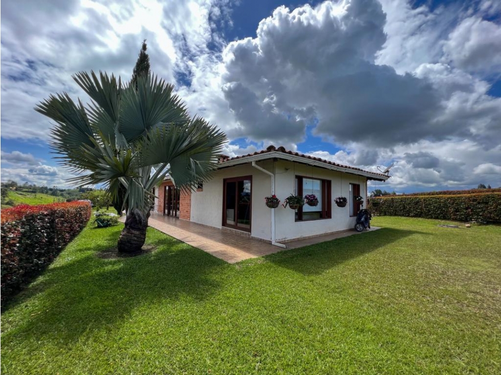HERMOSA FINCA EN VENTA RIONEGRO