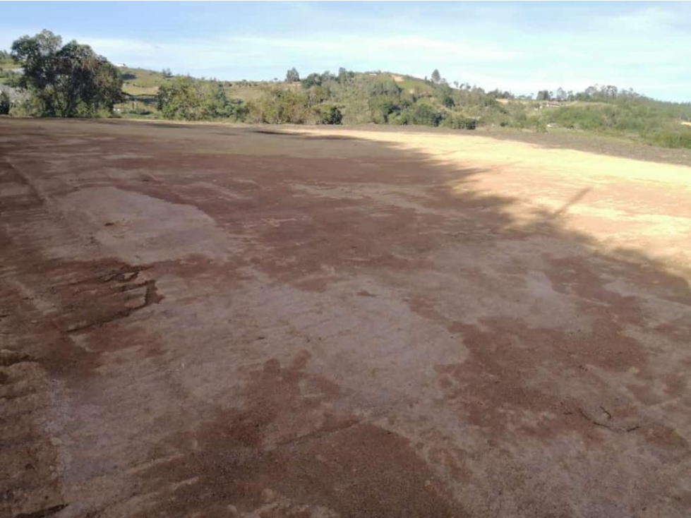 ENCANTADORES DOS LOTES EN VENTA CERCA AUTOPISTA MEDELLÍN/BOGOTÁ