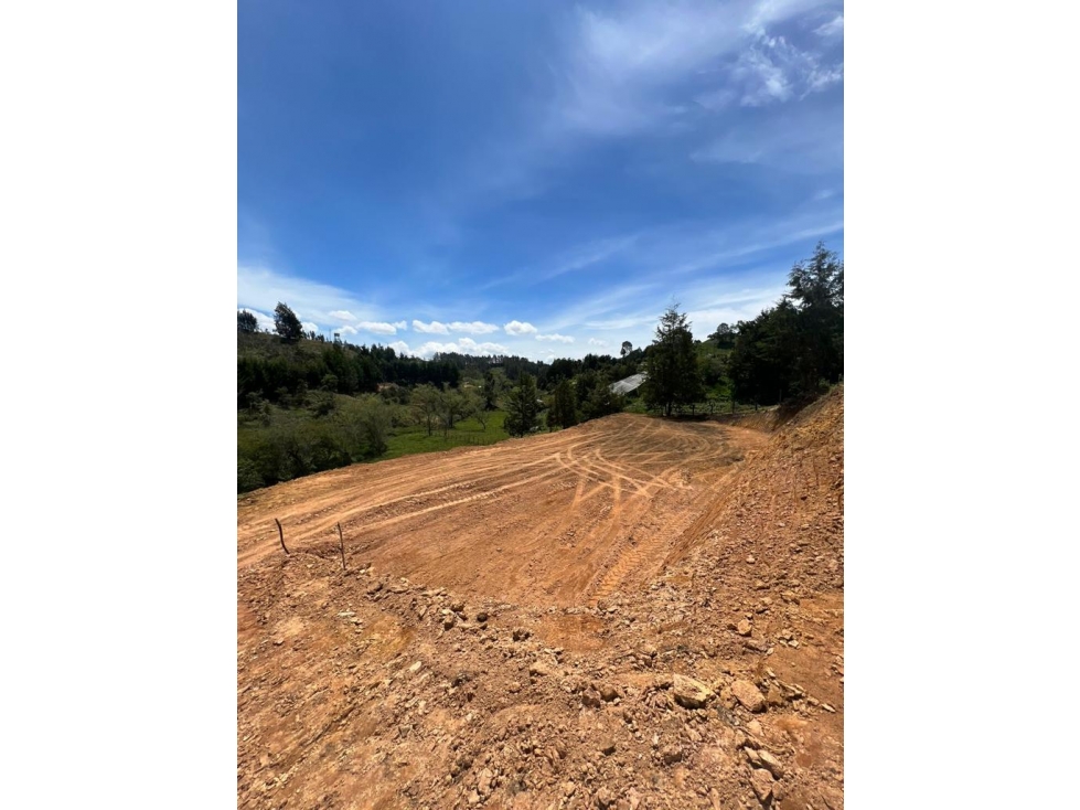 EXCELENTE LOTE EN VENTA RIONEGRO ANTIOQUIA