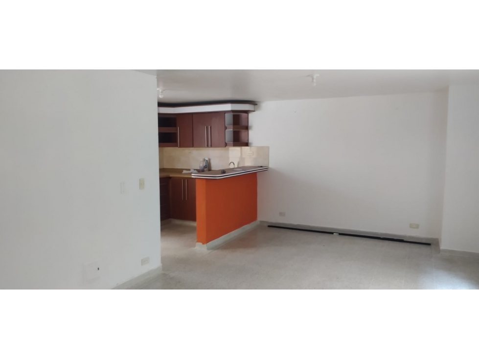 HERMOSO APARTAMENTO EN VENTA EN RIONEGRO — foto 2