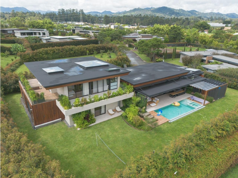 ESPECTACULAR FINCA EN VENTA LLANOGRANDE