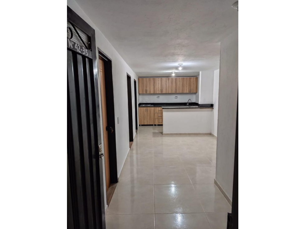 HERMOSA CASA CON AIRE EN VENTA EL CARMEN DE VIBORAL - 1