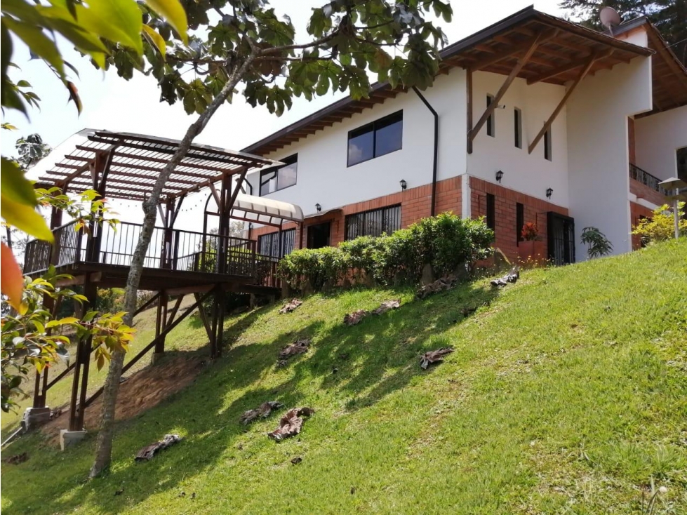 ENCANTADORA FINCA EN VENTA SAN VICENTE