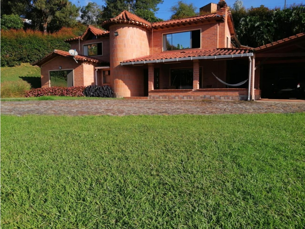 ENCANTADORA FINCA EN VENTA GUARNE