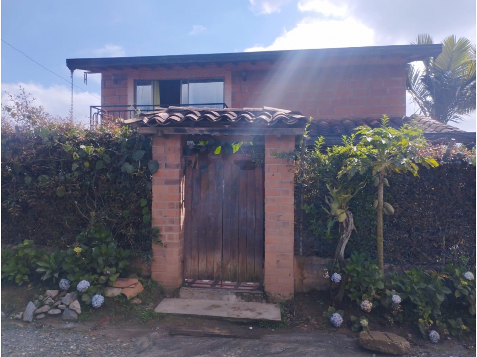 LINDA FINCA EN VENTA MARINILLA — foto 2