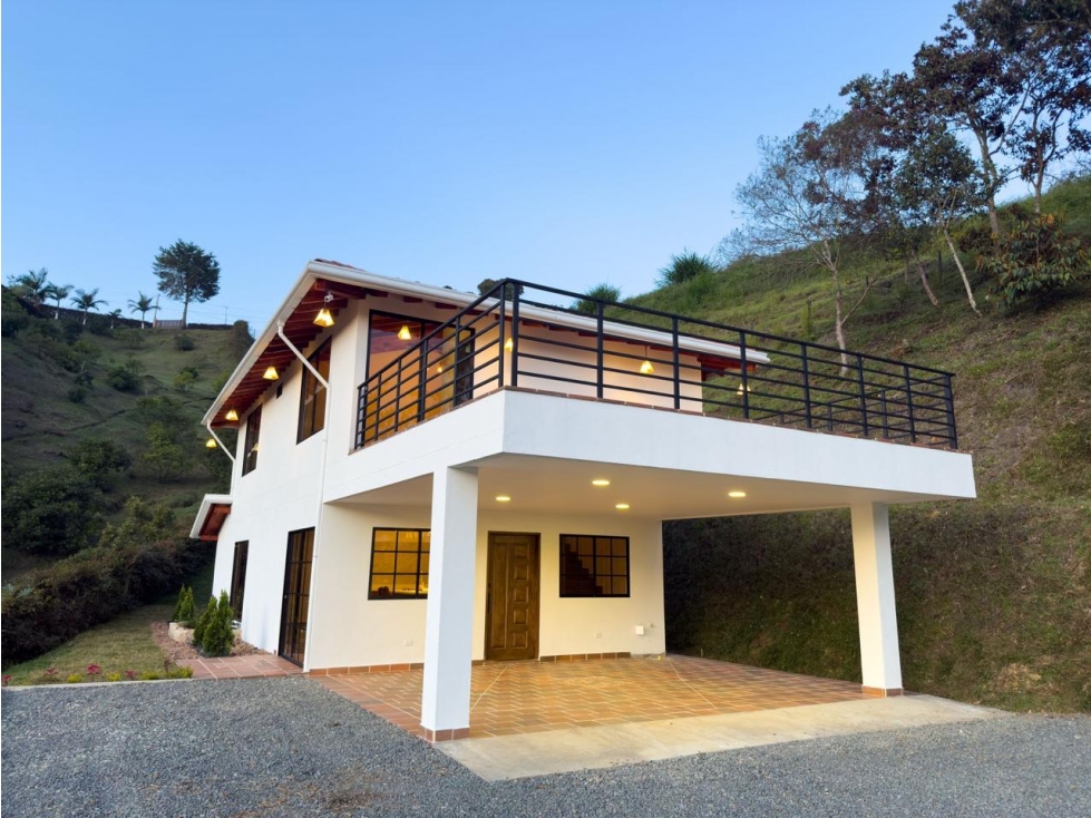 ENCANTADORA FINCA EN VENTA PARA ESTRENAR SAN VICENTE