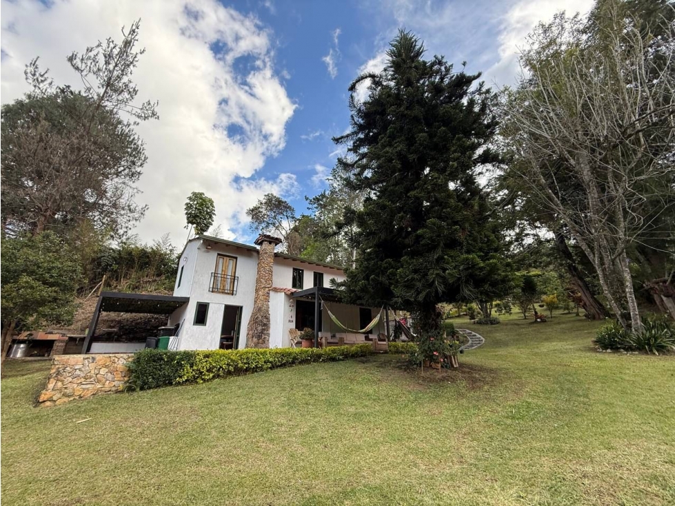 ENCANTADORA FINCA EN VENTA SAN VICENTE MUY CERCA DE LA AUTOPISTA
