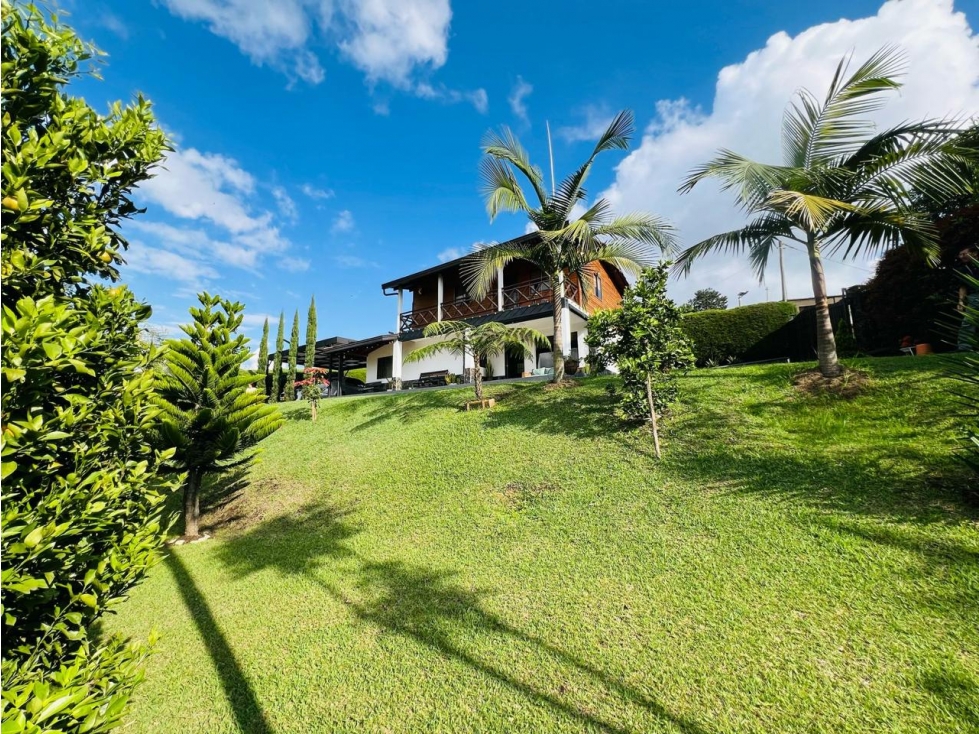 HERMOSA FINCA EN VENTA RIONEGRO