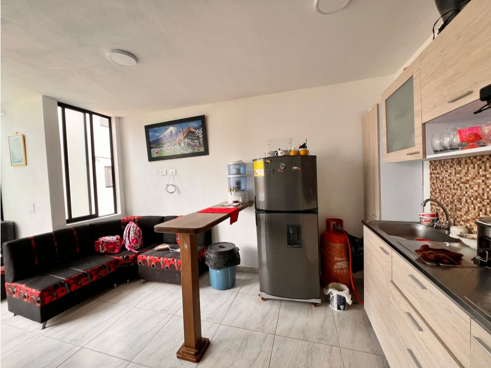 SE VENDE HERMOSO APARTAMENTO EN SEGUNDO PISO... SECTOR CAMPO ALEGRE.