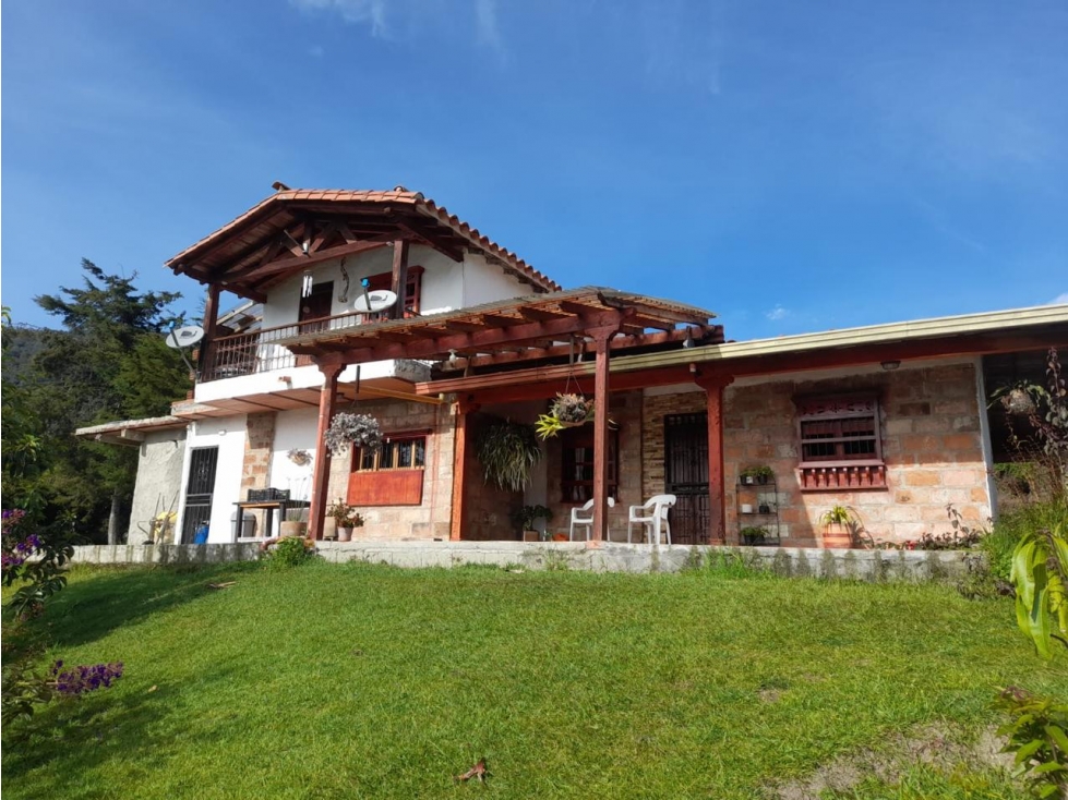 CASA FINCA EN VENTA EN EL CARMEN DE VIBORAL