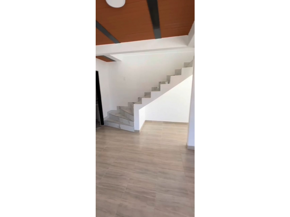 LINDA CASA FINCA EN VENTA MARINILLA