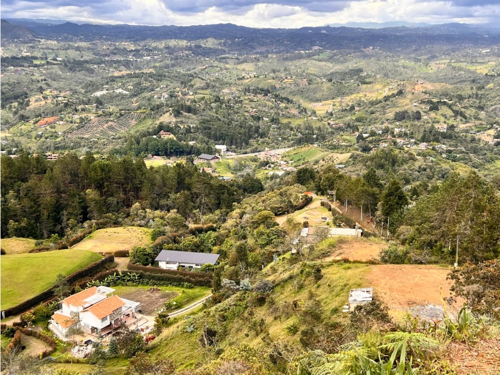 EN VENTA LINDOS LOTES CON EXCELENTE VISTA EN GUARNE ANTIOQUIA
