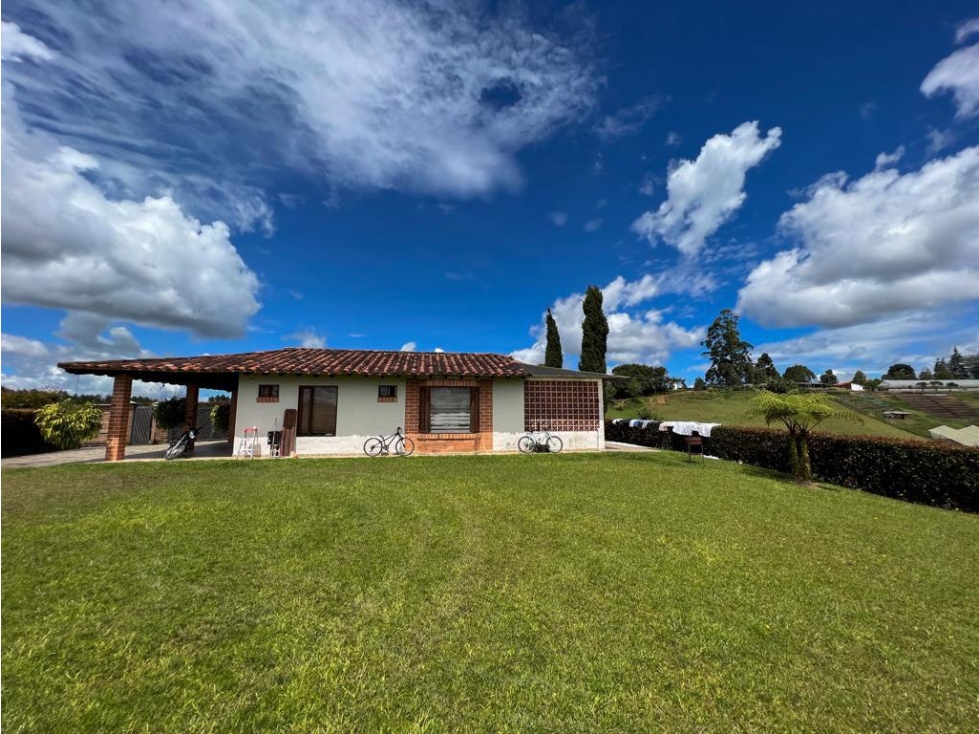 HERMOSA FINCA EN VENTA RIONEGRO