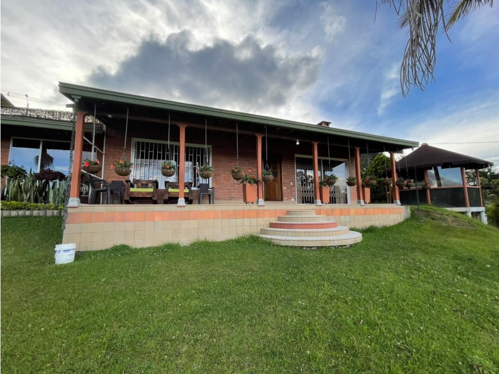 HERMOSA FINCA EN VENTA GUARNE
