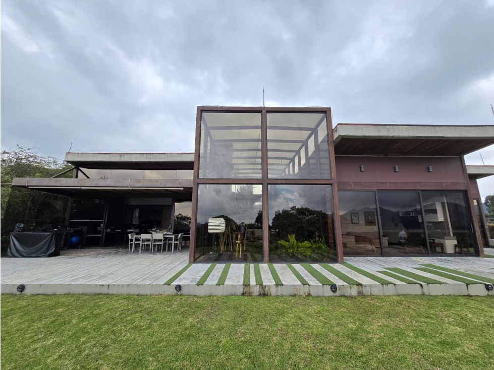 ENCANTADORA CASA EN VENTA ALTO DE PALMAS — foto 5