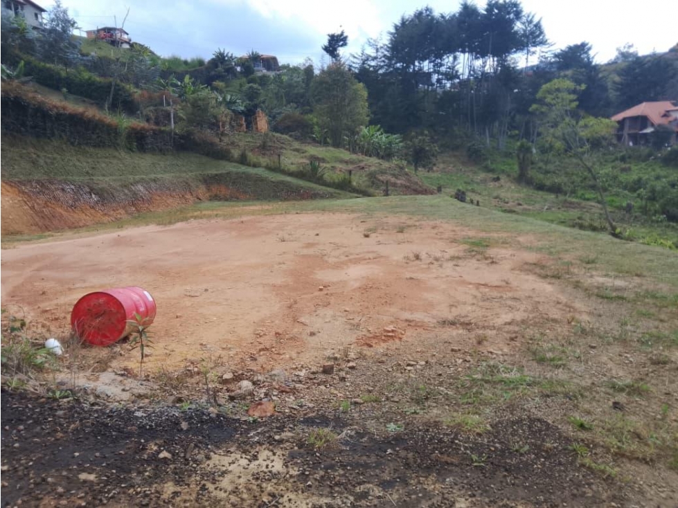 HERMOSO LOTE EN VENTA SAN VICENTE CERCA A LA AUTOPISTA