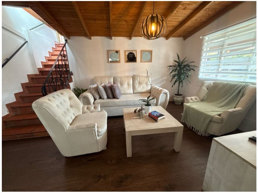 ENCANTADORA FINCA EN VENTA LLANOGRANDE — foto 2