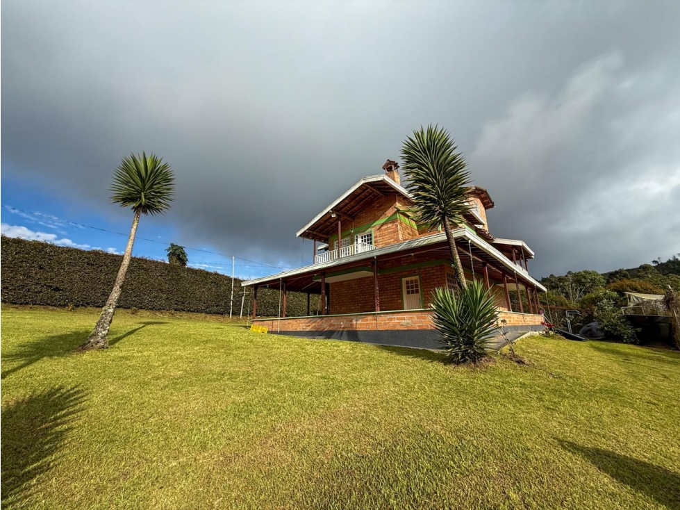 ENCANTADORA FINCA EN VENTA GUARNE