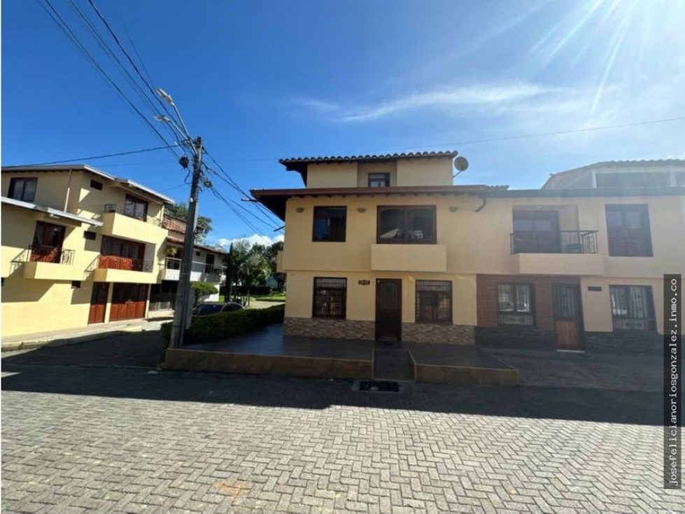 ESPECTACULAR CASA ESQUINERA EN VENTA LA CEJA