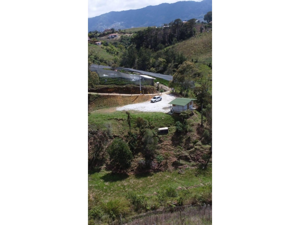 LINDA FINCA EN VENTA EL CARMEN DE VIBORAL — foto 2