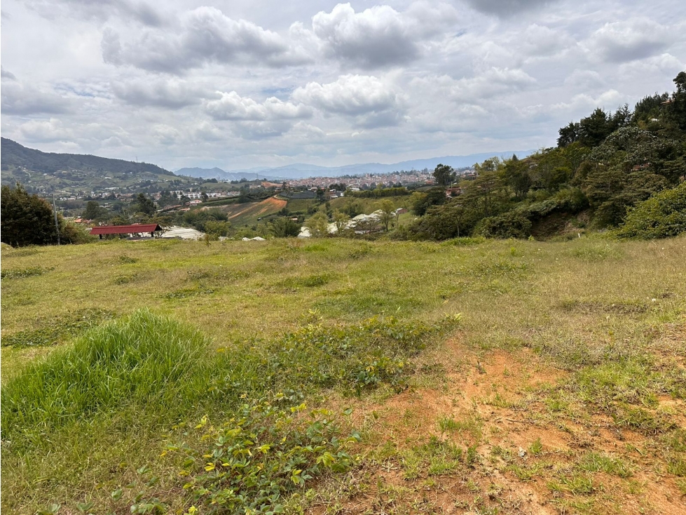 ENCANTADOR LOTE CON VISTA EN VENTA EL CARMEN DE VIBORAL — foto 5