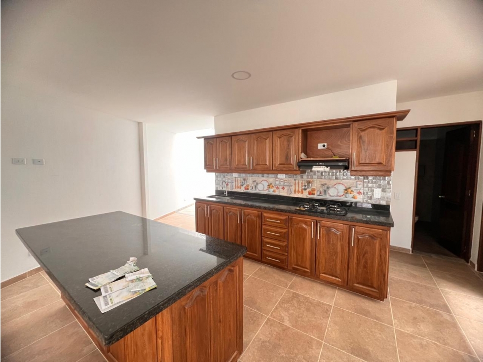 ESPACIOSO APARTAMENTO EN VENTA EN EL CARMEN DE VIBORAL — foto 2