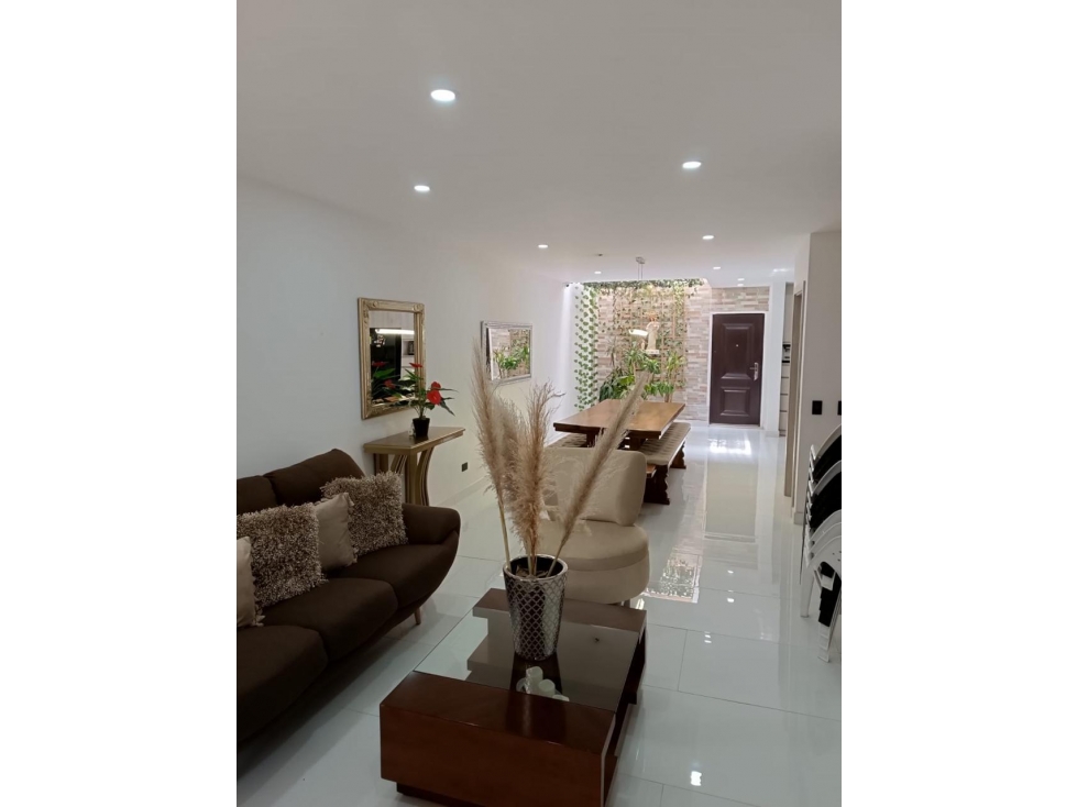 HERMOSA CASA EN UNIDAD CERRADA RIONEGRO-ANTIOQUIA — foto 3