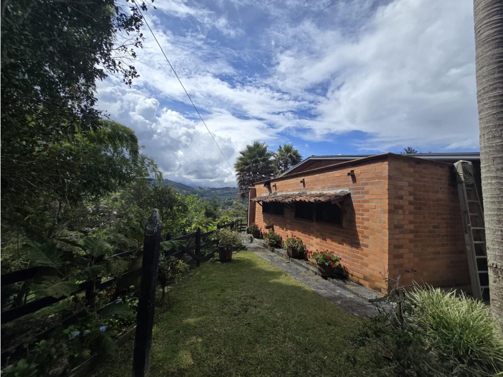 LINDA FINCA EN VENTA RIONEGRO