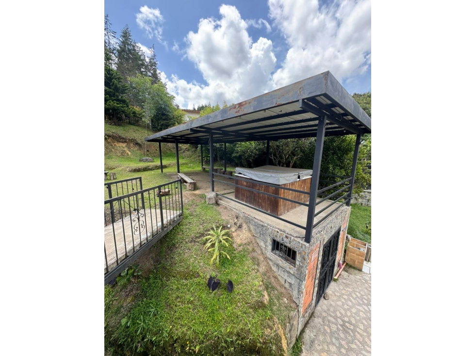 HERMOSA FINCA EN VENTA GUARNE — foto 5
