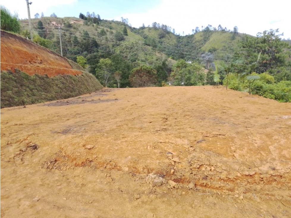 HERMOSOS LOTES EN VENTA GUARNE CON VISTA — foto 2