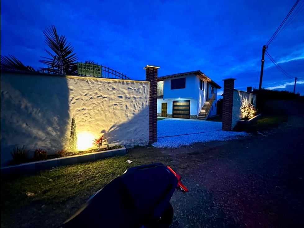 ENCANTADORA FINCA EN VENTA CARMEN DE VIBORAL — foto 2