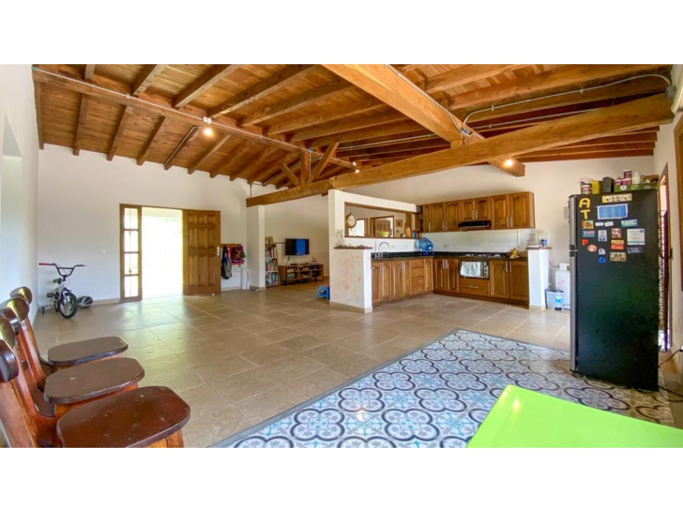 ESPECTACULAR FINCA EN VENTA RIONEGRO CON MUY BUENA AREA DE TERRENO — foto 3