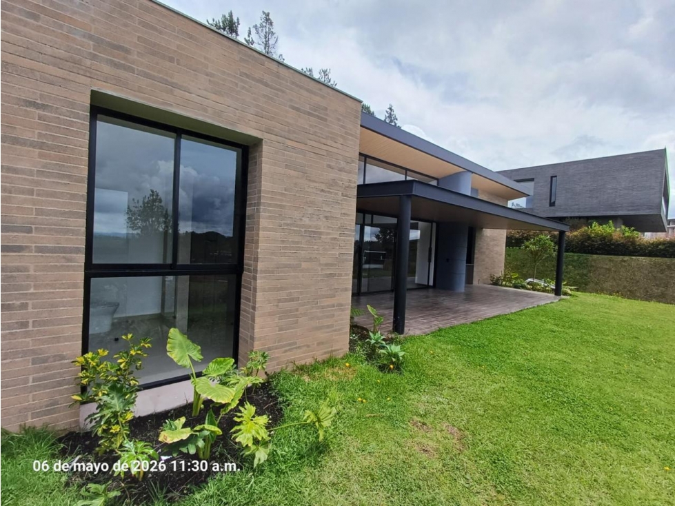 EXCLUSIVA CASA MODERNA EN VENTA ENVIGADO CAMPESTRE