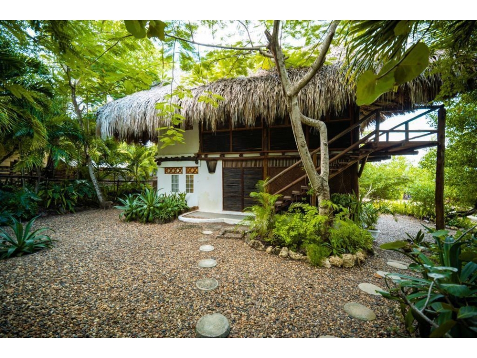 ENCANTADORA CASA DE PLAYA EN VENTA CARTAGENA - 1