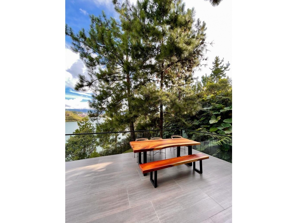ESPECTACULAR CASA CAMPESTRE EN VENTA GUATAPÉ - 4