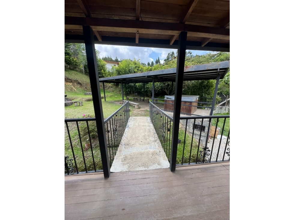 HERMOSA FINCA EN VENTA GUARNE — foto 4