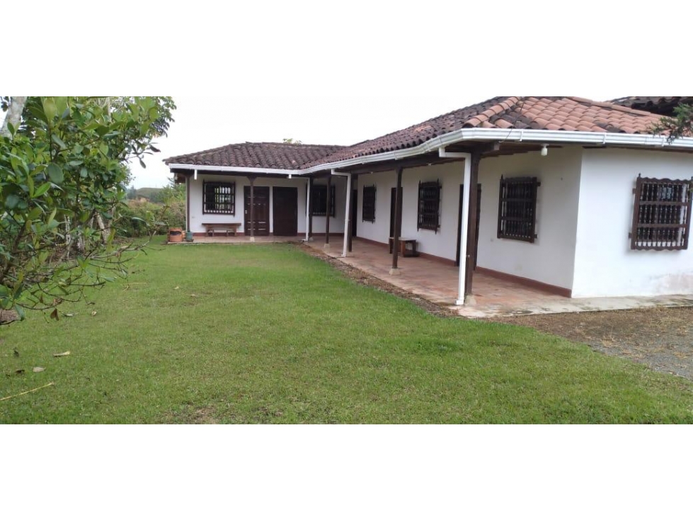 ENCANTADORA FINCA EN VENTA VÍA SAN VICENTE - 1