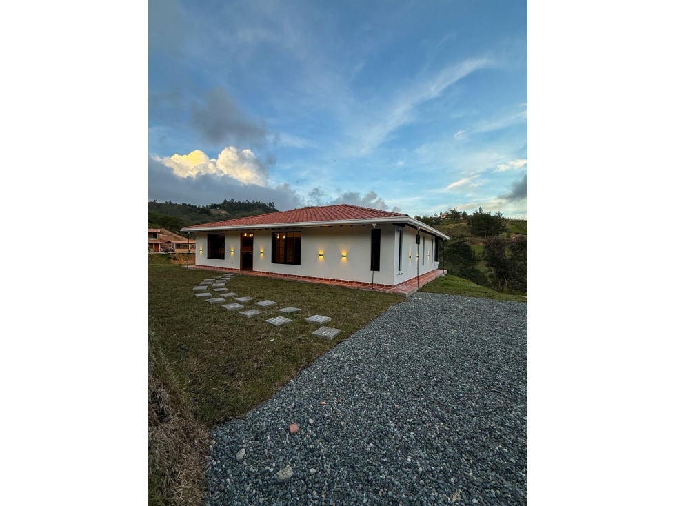 ENCANTADORA FINCA EN VENTA SAN VICENTE