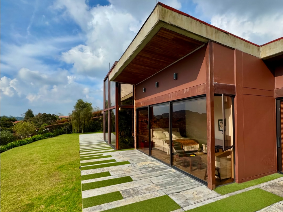 ENCANTADORA CASA EN VENTA ALTO DE PALMAS — foto 4