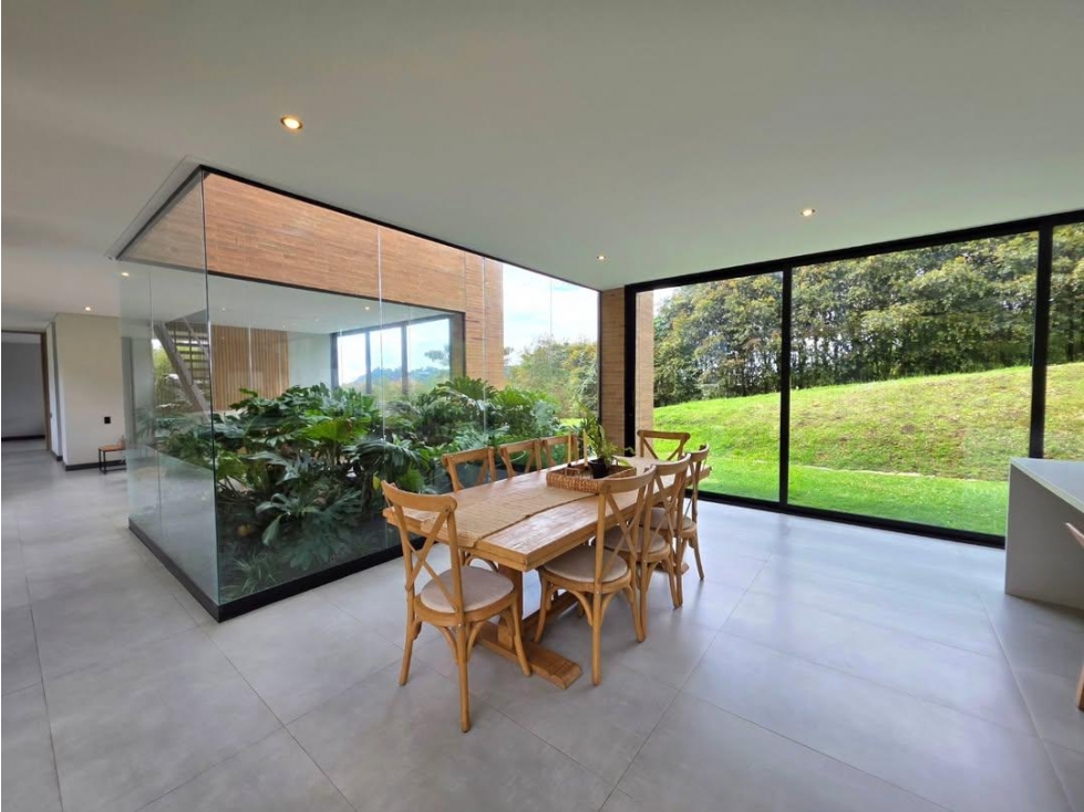 ESPECTACULAR CASA EN VENTA ALTO DE PALMAS — foto 6