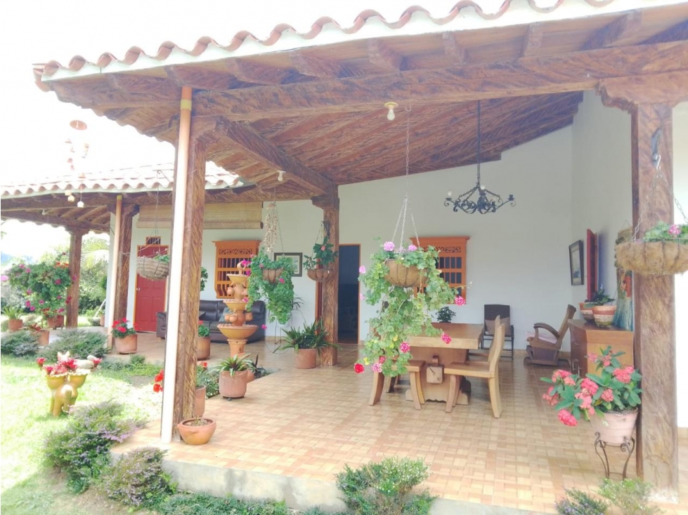 ESPECTACULAR FINCA TRADICIONAL EN VENTA CERCA A LA AUTOPISTA — foto 5