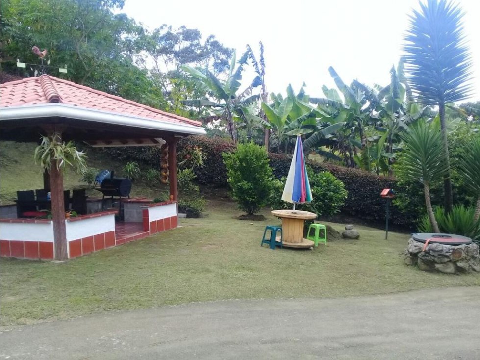 HERMOSA FINCA EN VENTA EN EXCELENTE UBICACIÓN EN EL CARMEN DE VIBORAL — foto 3