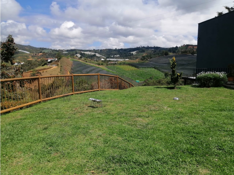 ENCANTADORA FINCA EN VENTA CERCA A LA AUTOPISTA — foto 5