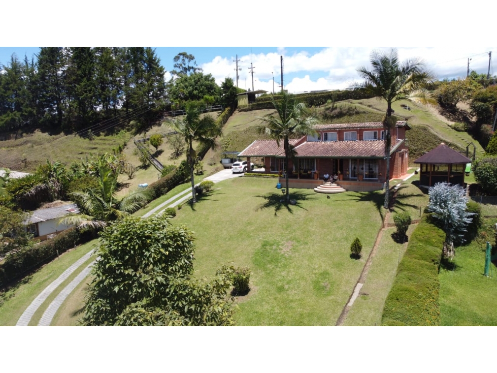 HERMOSA FINCA EN VENTA GUARNE — foto 3