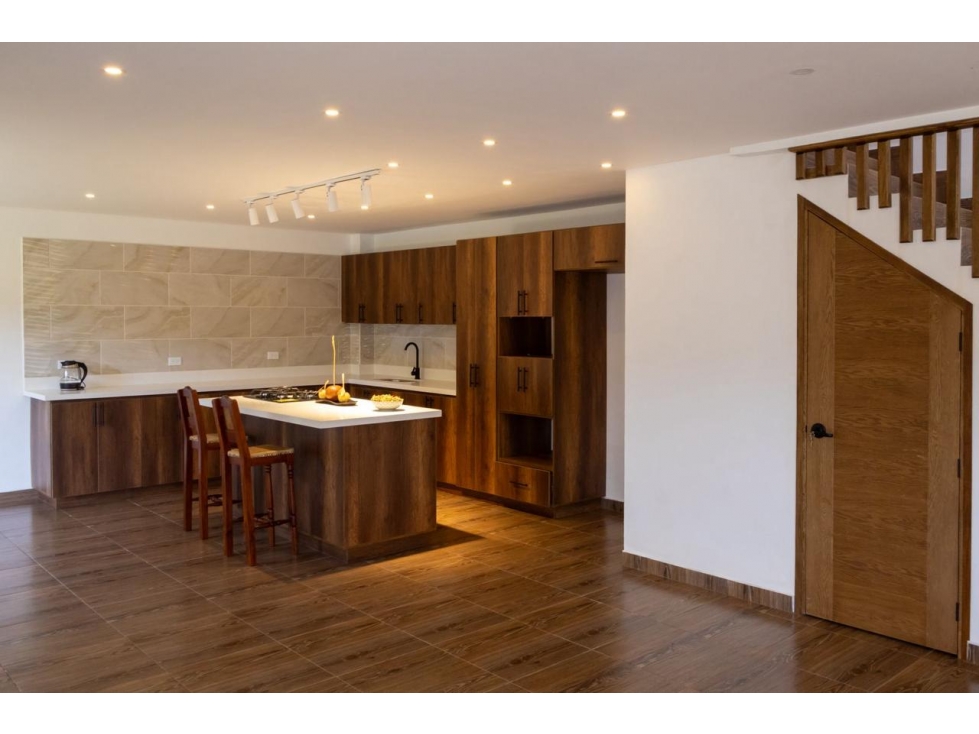 ENCANTADORA FINCA EN VENTA PARA ESTRENAR SAN VICENTE — foto 3