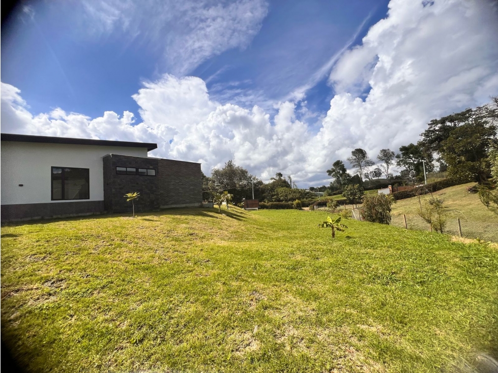 LINDA CASA FINCA NUEVA EN VENTA CON EXCELENTE UBICACIÓN — foto 2