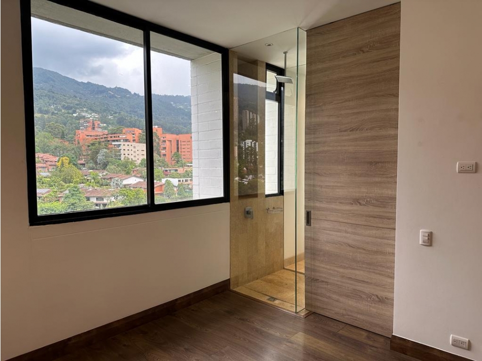 ENCANTADOR APARTAESTUDIO EN VENTA POBLADO MEDELLÍN — foto 6