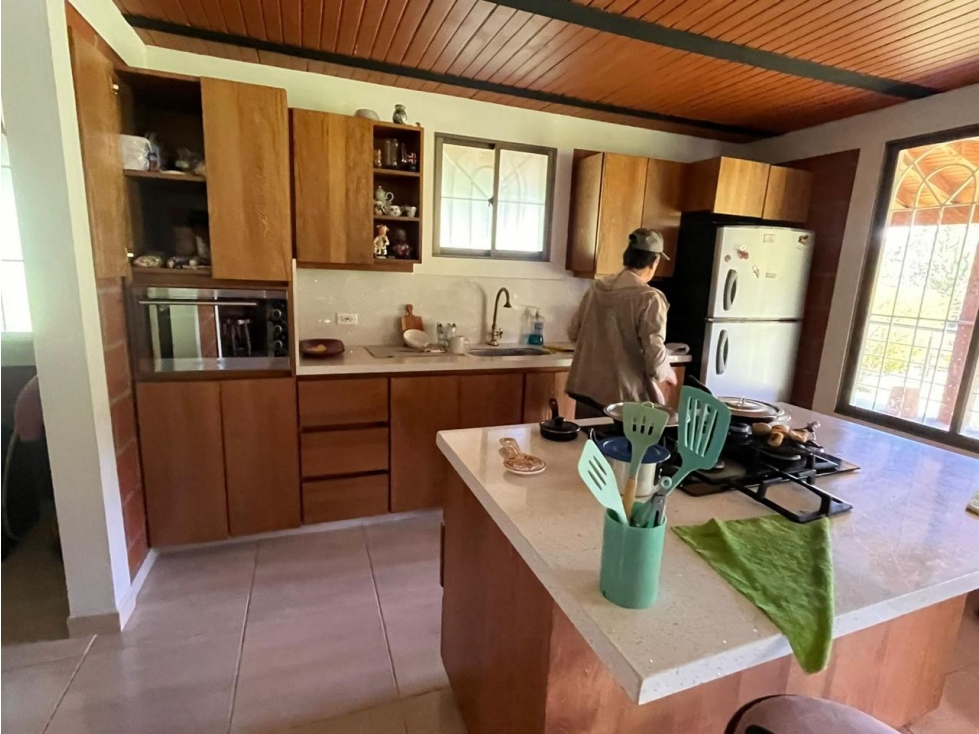 ENCANTADORA FINCA EN VENTA GUARNE — foto 6