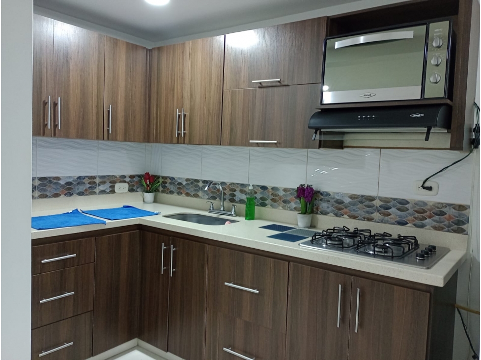 LINDO APARTAMENTO EN VENTA EN UNIDAD CERRADA-SECTOR FONTIBON