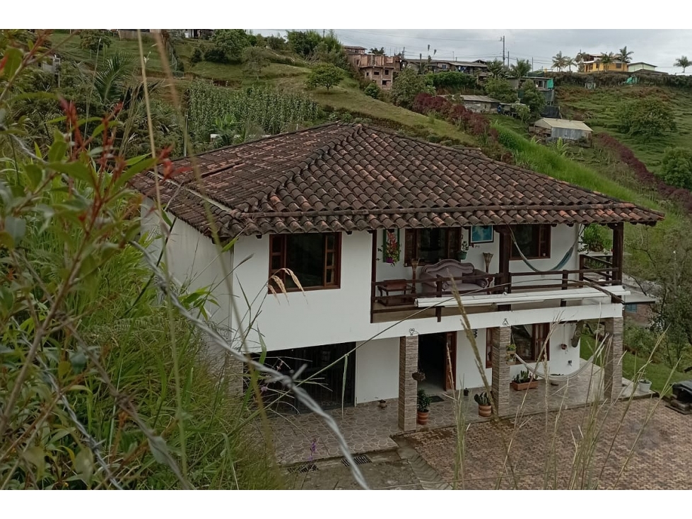 MARAVILLOSA FINCA EN VENTA RIONEGRO-ANTIOQUIA — foto 2
